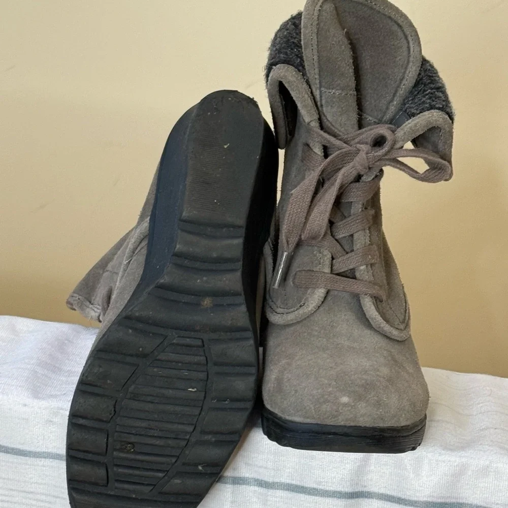 White Mountain Gray Wedge Ankle Boots with Suede Finish